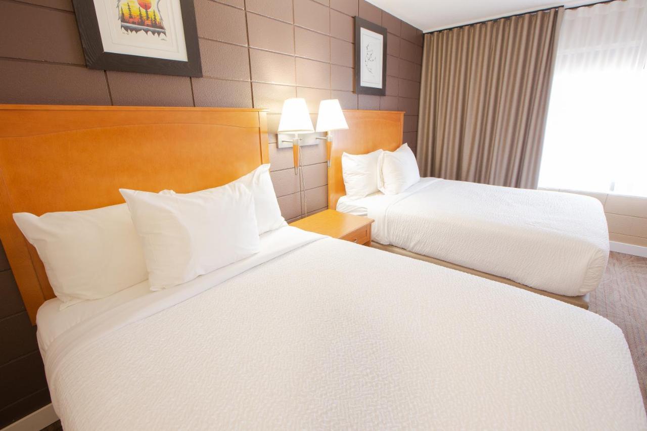 Neighbourhood Inn Hotels In Bonnyville Zewnętrze zdjęcie