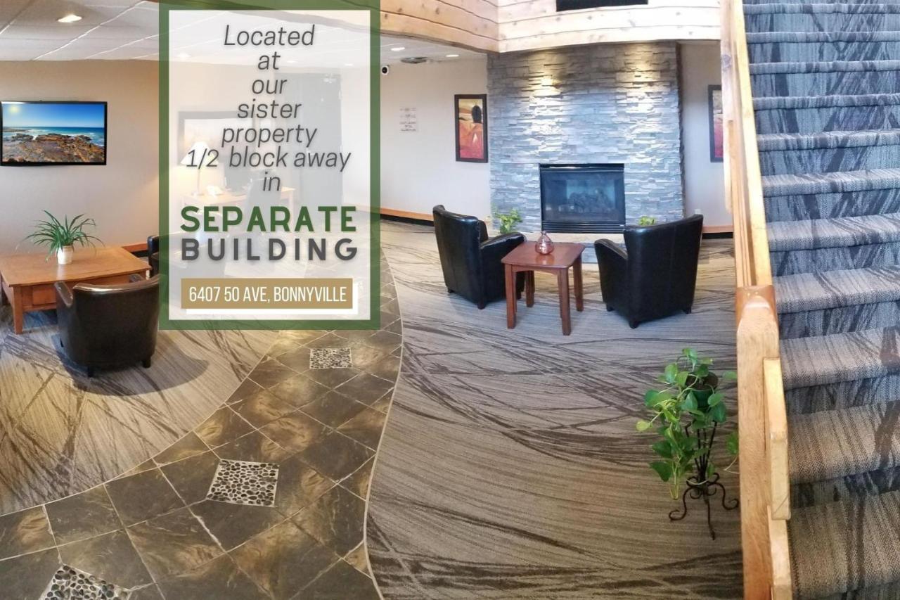 Neighbourhood Inn Hotels In Bonnyville Zewnętrze zdjęcie